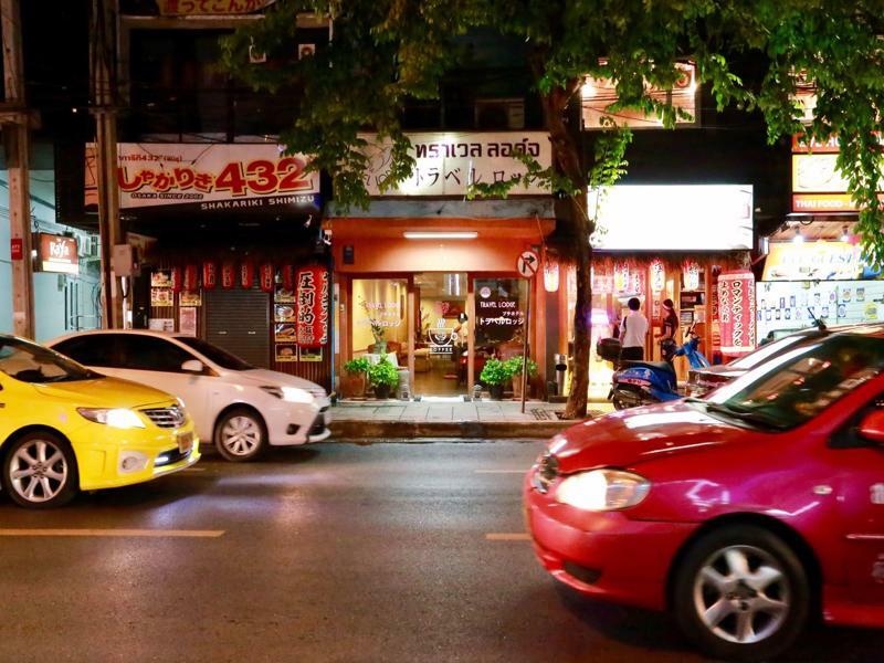Travel Lodge Surawong (Adults Only) Bangkok Luaran gambar