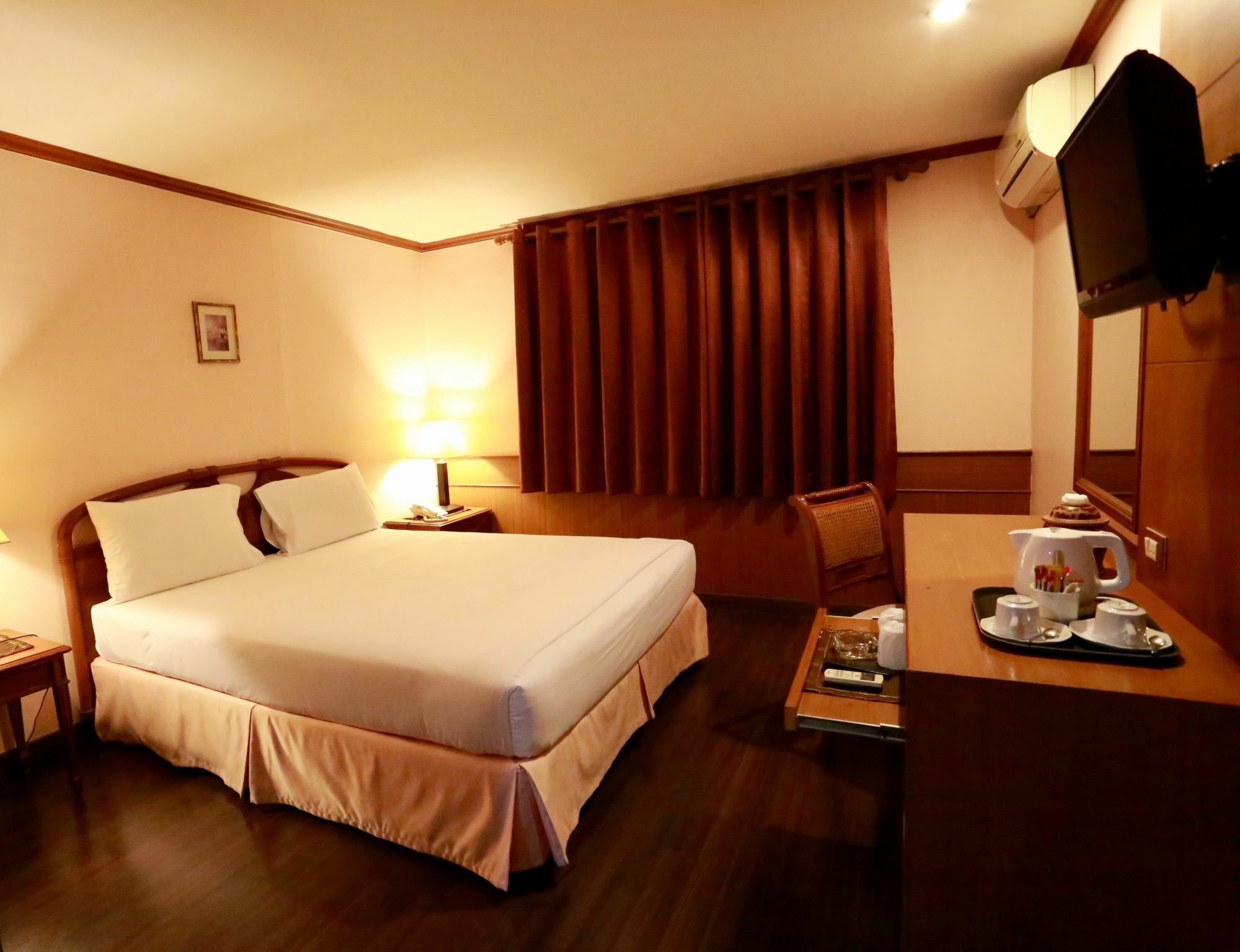 Travel Lodge Surawong (Adults Only) Bangkok Luaran gambar