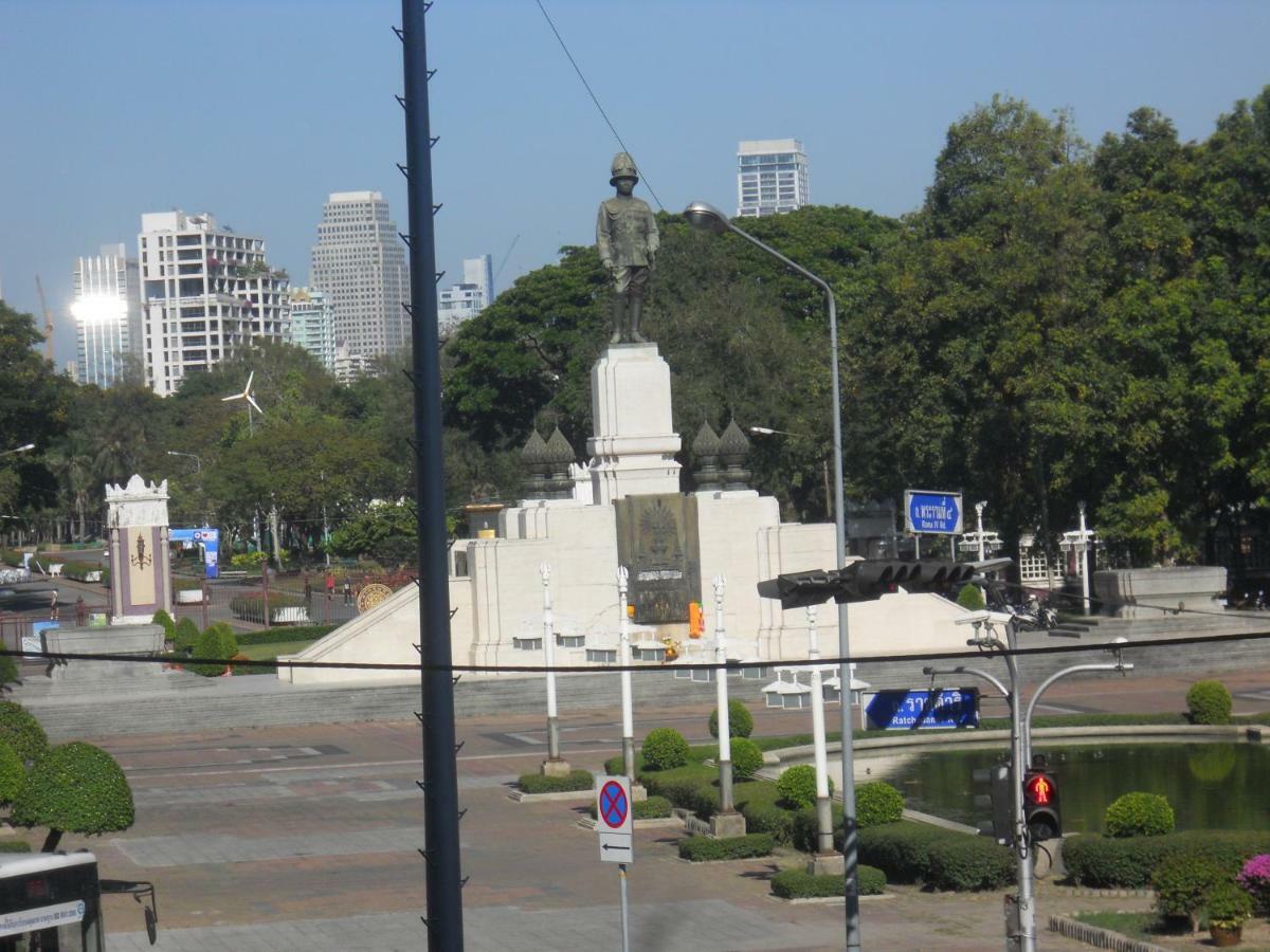 Travel Lodge Surawong (Adults Only) Bangkok Luaran gambar
